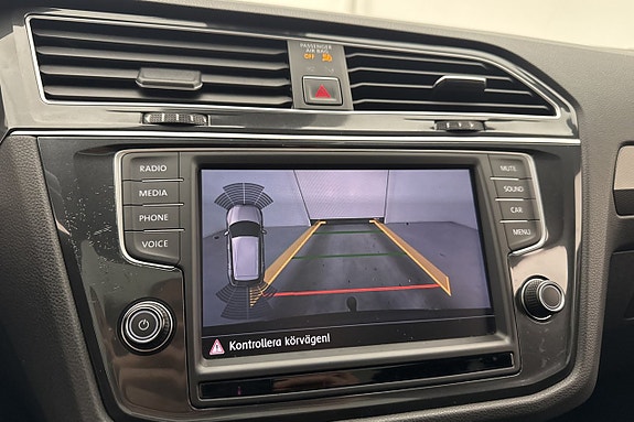 Volkswagen Tiguan 13 of 28
