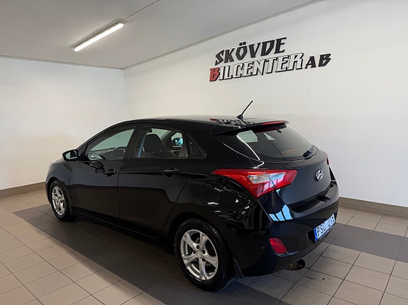 Hyundai i30 3 of 7