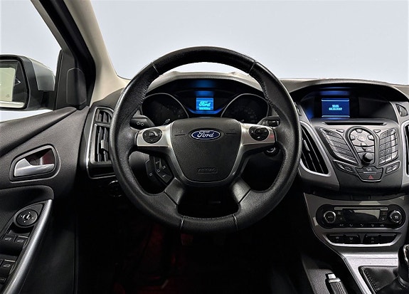Ford Focus 13 of 23