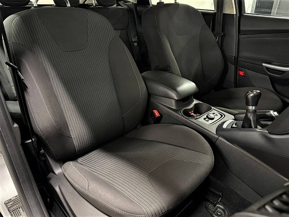Ford Focus 19 of 23