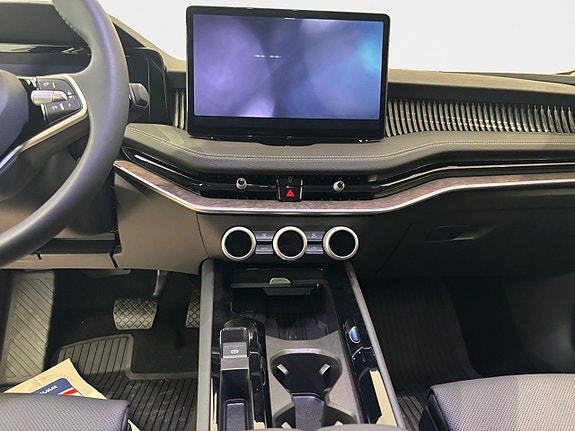 Skoda Superb 9 of 12
