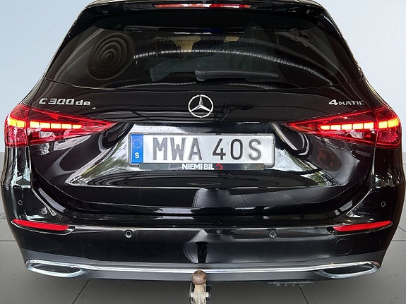 Mercedes-Benz C300 d 12 of 23