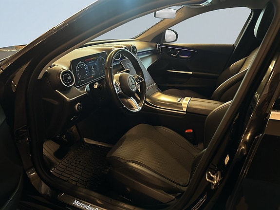 Mercedes-Benz C300 d 7 of 23