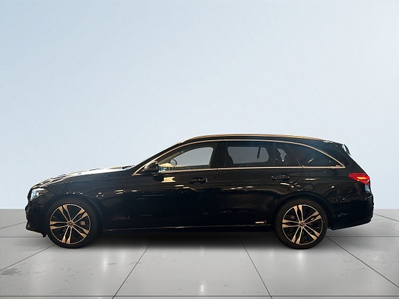 Mercedes-Benz C300 d 4 of 23