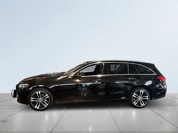 Mercedes-Benz C300 d 4 of 5