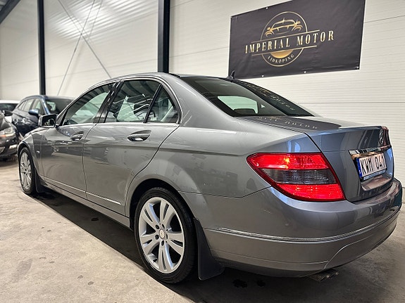 Mercedes-Benz C200 6 of 24