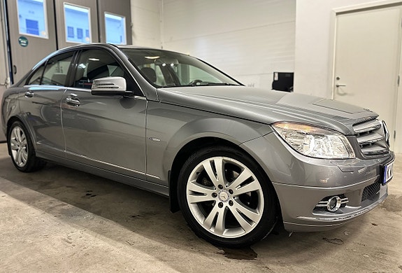 Mercedes-Benz C200 5 of 24