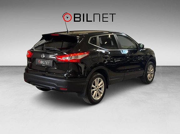 Nissan Qashqai 4 of 5
