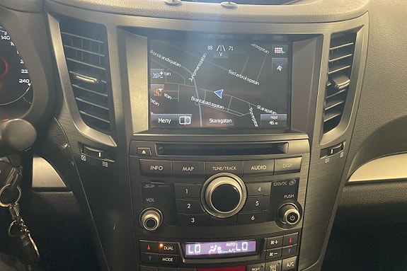 Subaru Outback 10 of 17