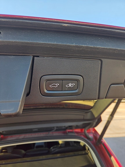 Volvo XC60 15 of 19
