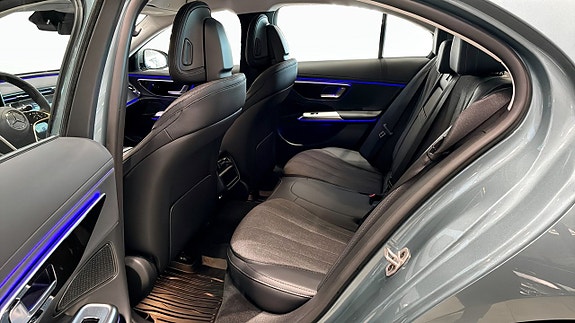 Mercedes-Benz E220 d 5 of 5