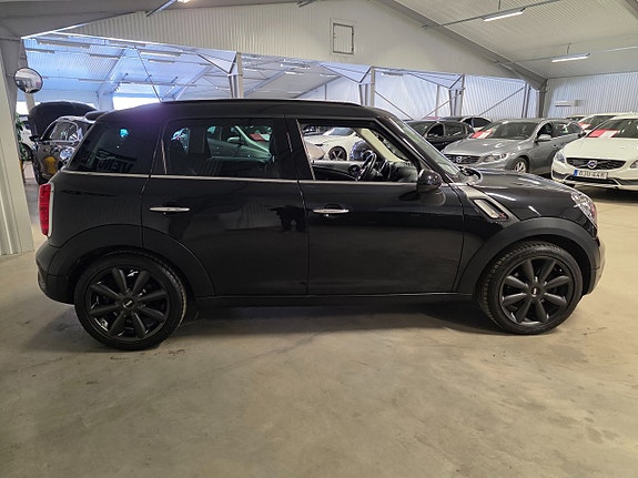 MINI Countryman Cooper S 3 of 5
