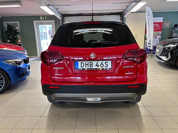 Suzuki Vitara 5 of 18
