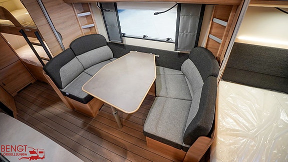 Knaus SÜDWIND BLACK SELECTION 580 QS | KAMPANJ 10 of 21