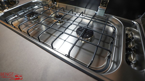 Knaus SÜDWIND BLACK SELECTION 580 QS | KAMPANJ 17 of 21