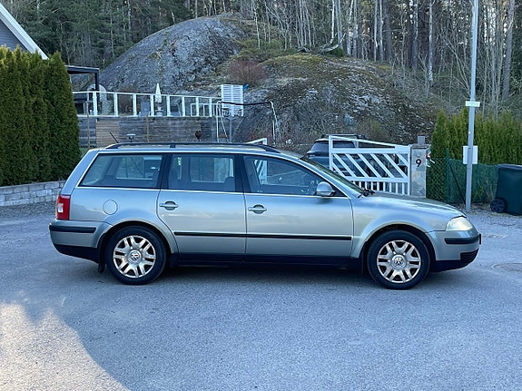 Volkswagen Passat 5 of 5