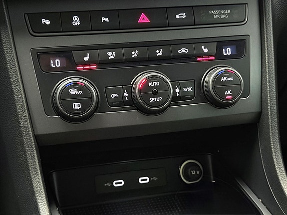 Cupra Ateca 27 of 30