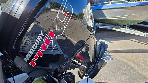 Micore 58SC R-design / Mercury F115 Pro XS 3 of 5