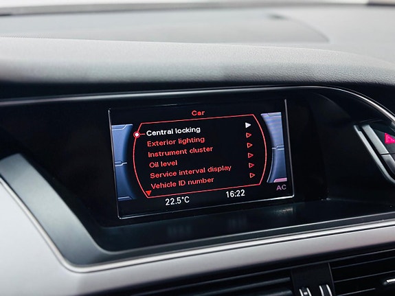 Audi A4 12 of 17