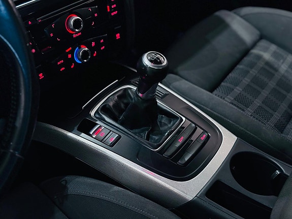 Audi A4 11 of 17