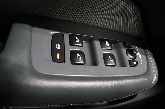 Volvo XC60 21 of 29