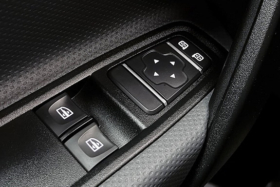 Mercedes-Benz eCitan 25 of 27