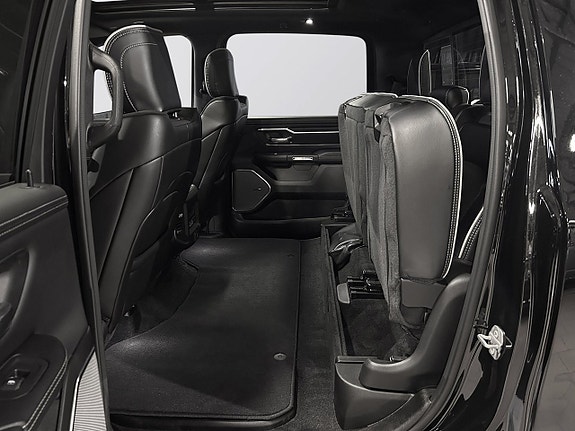 Dodge RAM 1500 20 of 26