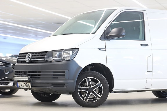 Volkswagen Transporter 4 of 5