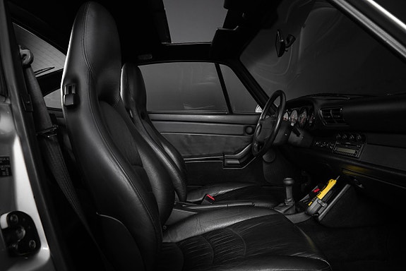 Porsche 911 Turbo 9 of 21