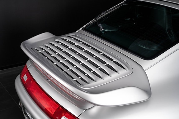 Porsche 911 Turbo 18 of 21