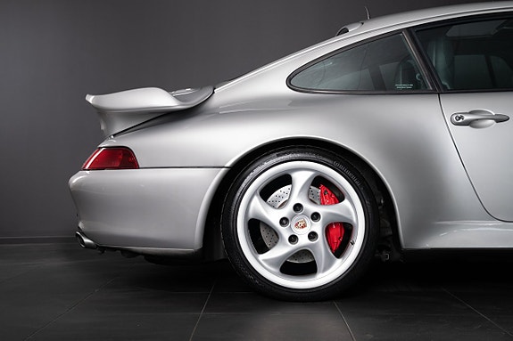 Porsche 911 Turbo 17 of 21
