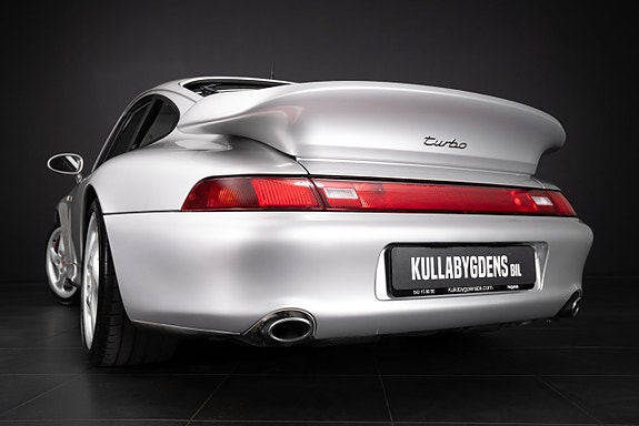 Porsche 911 Turbo 19 of 21