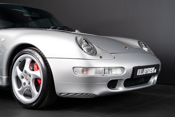 Porsche 911 Turbo 5 of 5