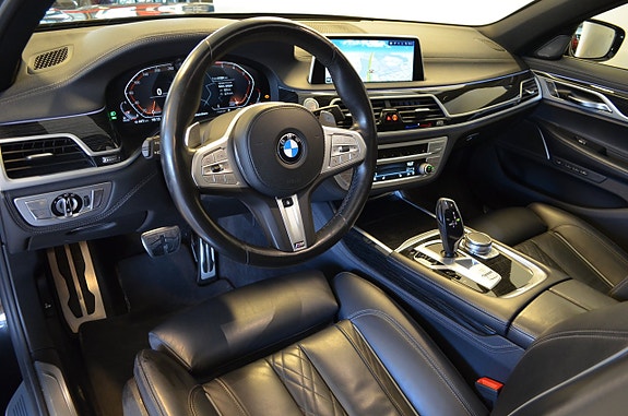 BMW 740d 2 of 5