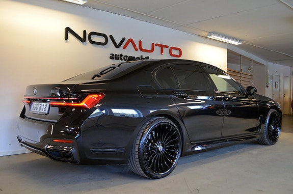 BMW 740d 28 of 28