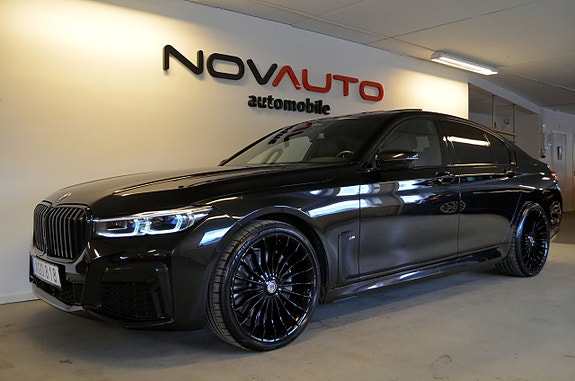 BMW 740d 4 of 5