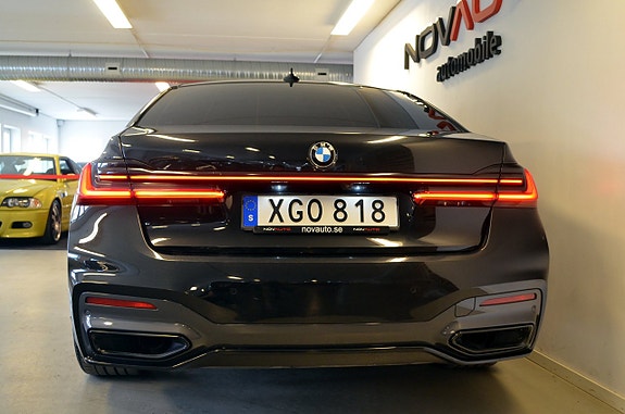 BMW 740d 7 of 28