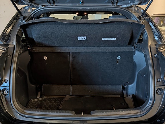 Toyota Yaris 16 of 21