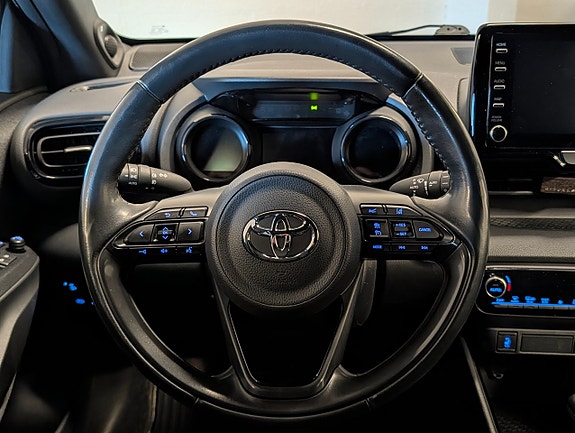 Toyota Yaris 10 of 21