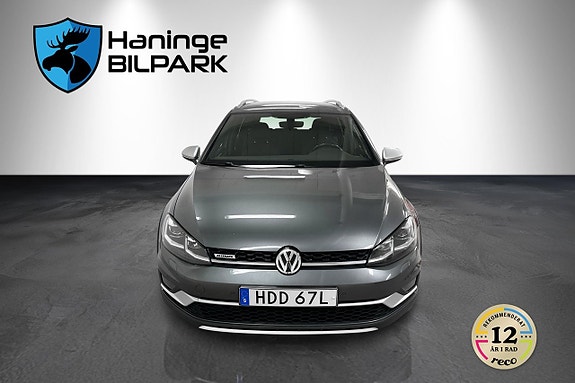 Volkswagen Golf Alltrack 3 of 28