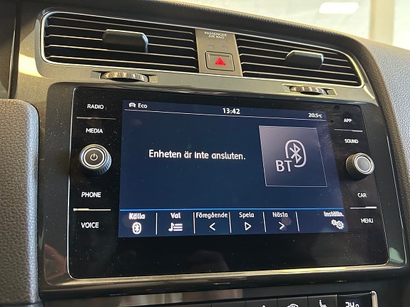 Volkswagen Golf Alltrack 20 of 28