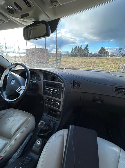 Saab 9-5 5 of 5