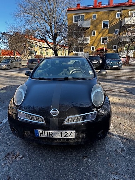 Nissan Micra C+C 3 of 5