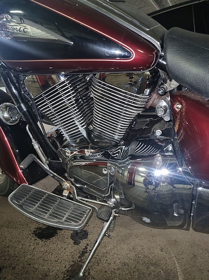 Suzuki VL1500 Intruder 2 of 4