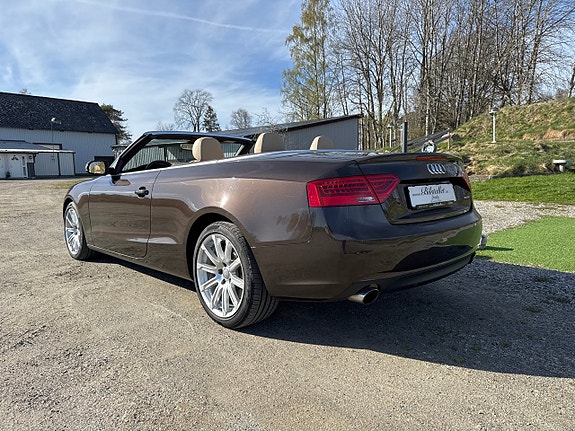 Audi A5 4 of 5