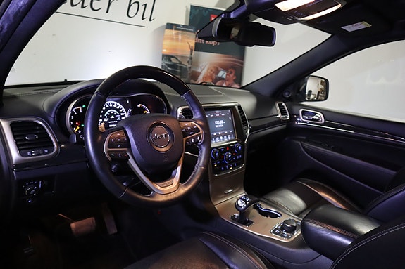 Jeep Grand Cherokee 9 of 20