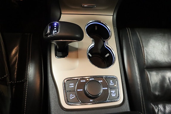 Jeep Grand Cherokee 14 of 20