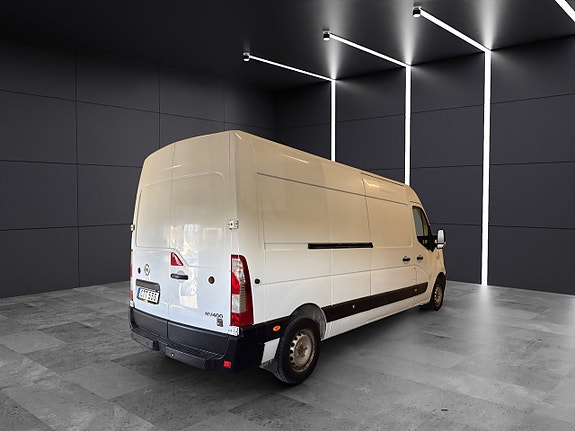 Nissan NV400 6 of 20