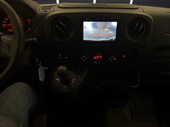 Nissan NV400 16 of 20