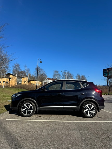 MG ZS EV 4 of 5